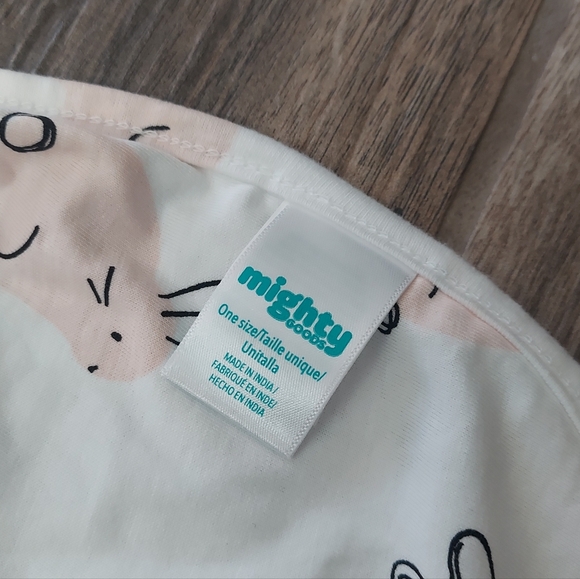 6 Pack Mighty Goods Bibs - Picture 5 of 5